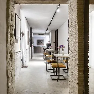 https://unicum-suite-napoli-centro-storico.hotels-amalfi.com