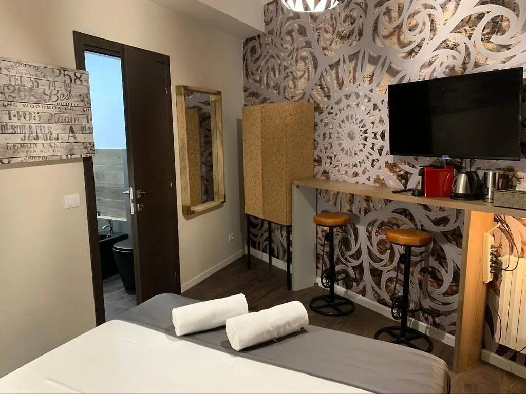 Suite Lame 37 Rental Rooms Bologna Bed & Breakfast