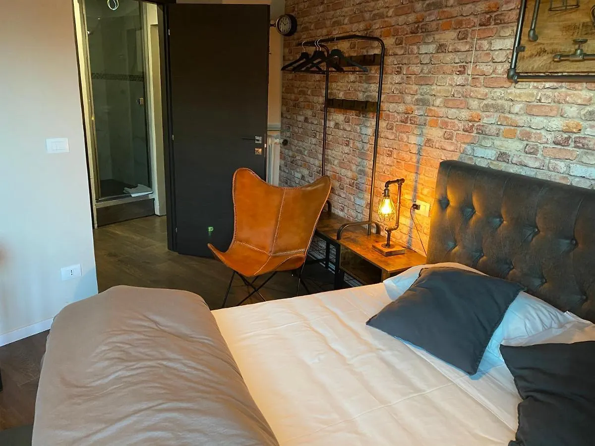 Suite Lame 37 Rental Rooms Bologna Italy