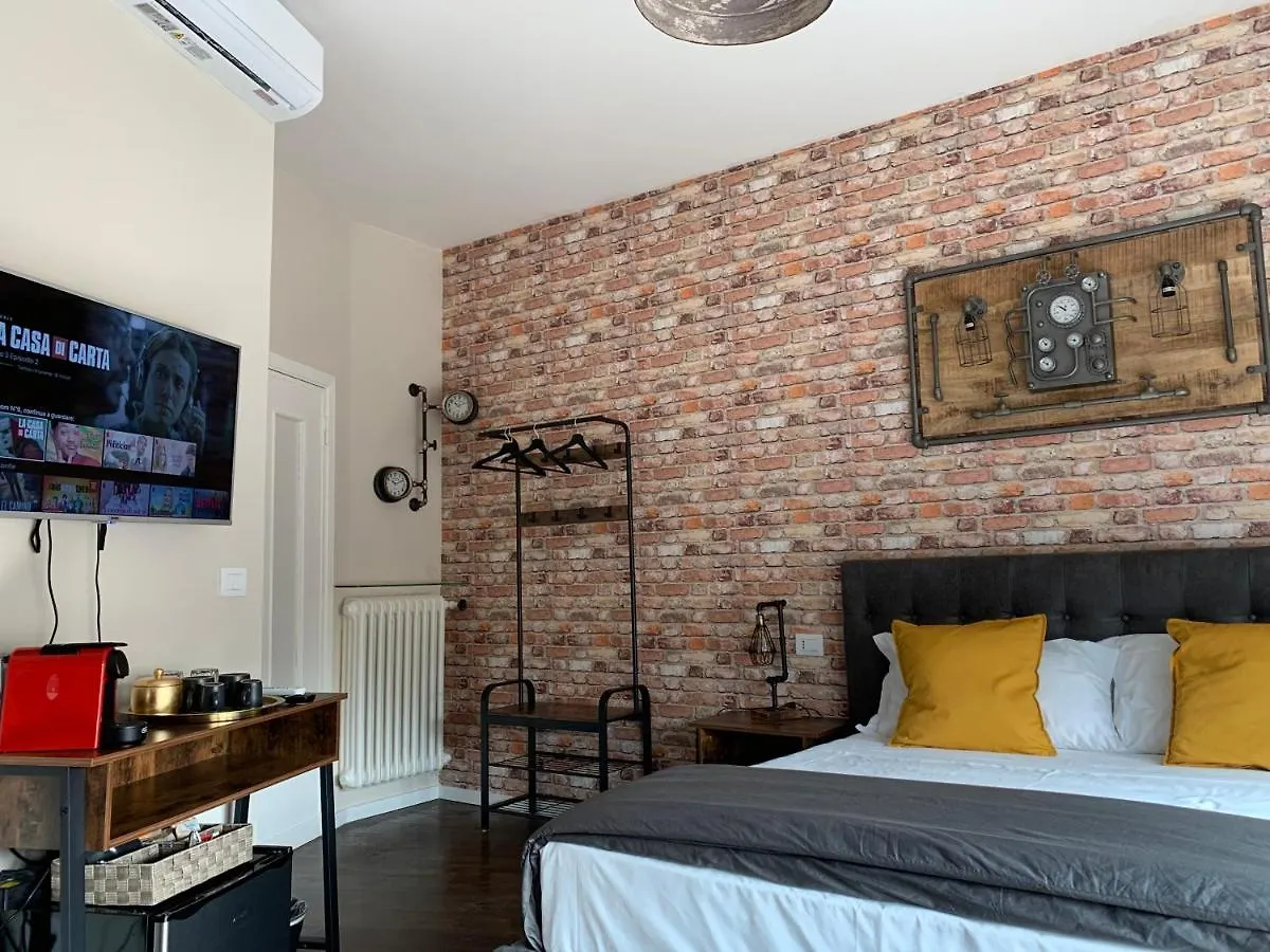 Suite Lame 37 Rental Rooms Bologna Bed & Breakfast