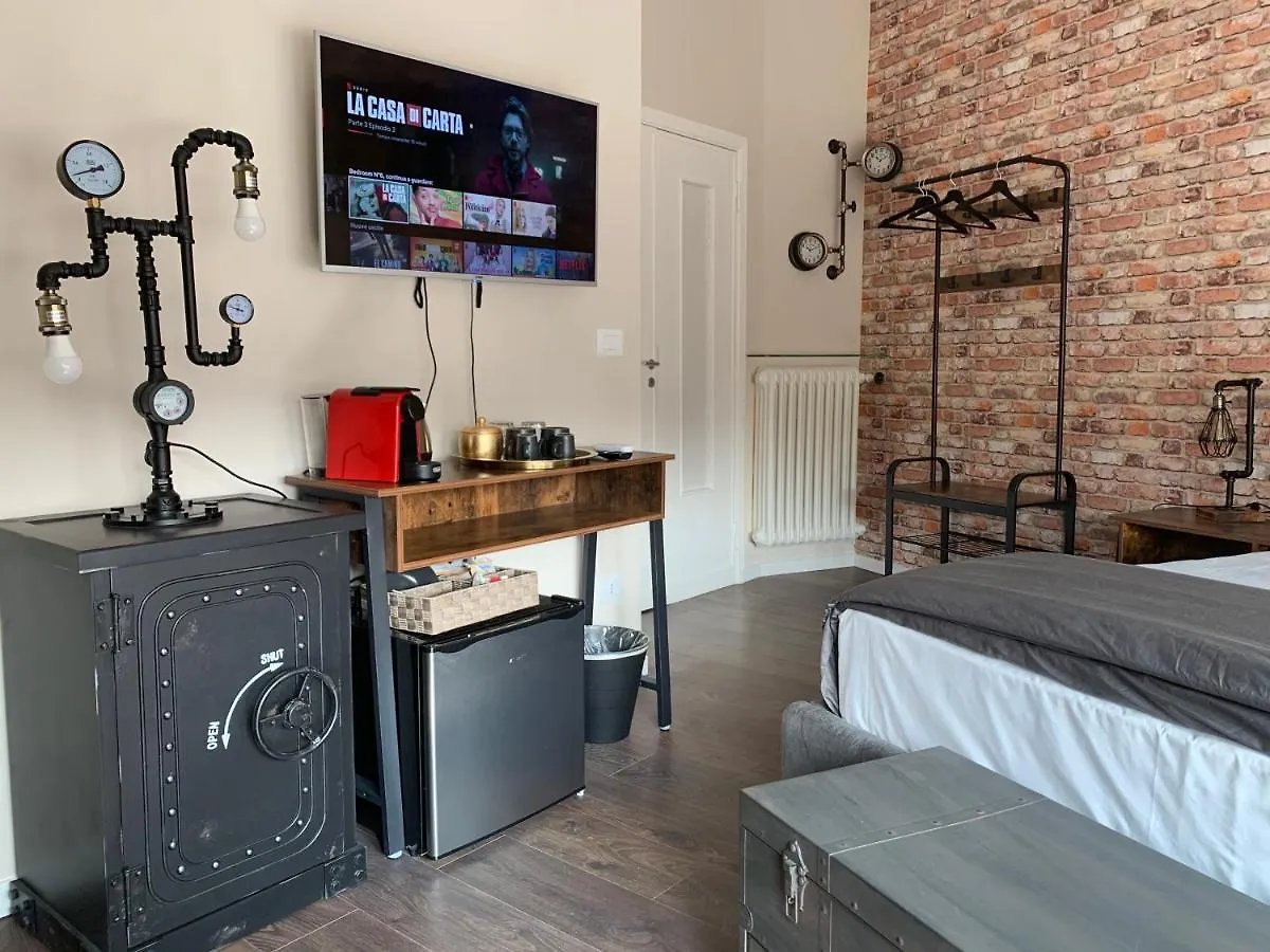 Suite Lame 37 Rental Rooms Bologna Bed & Breakfast